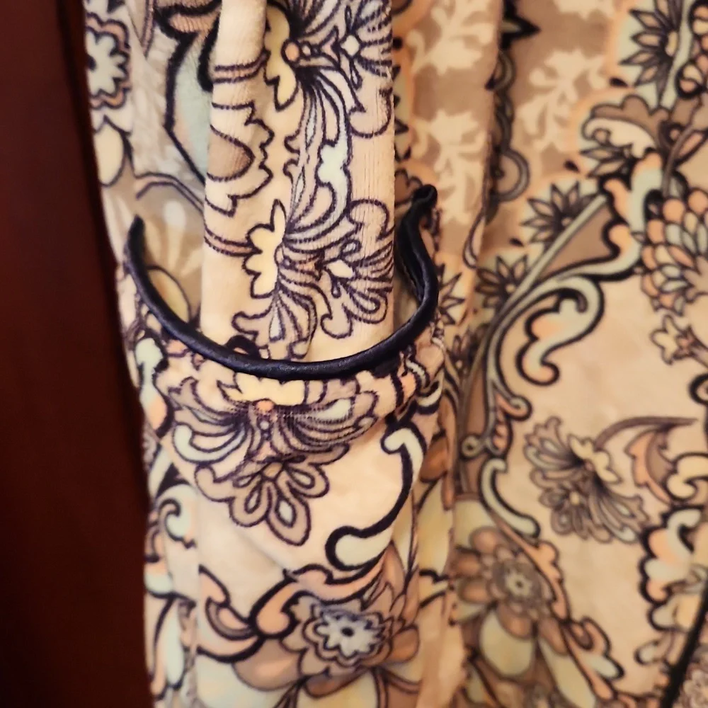 GS Full Zip Robe - Picture 4 of 8
